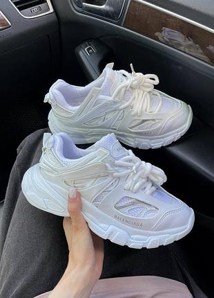 Кроссовки в стиле balenciaga