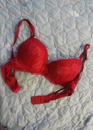 Бюстгальтер красный