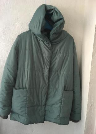 Жіноча куртка