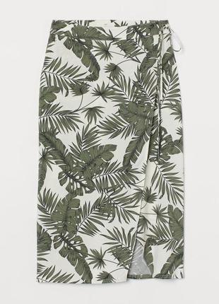 🌿классная юбка миди на запах в тропический флорал принт размер s h&m