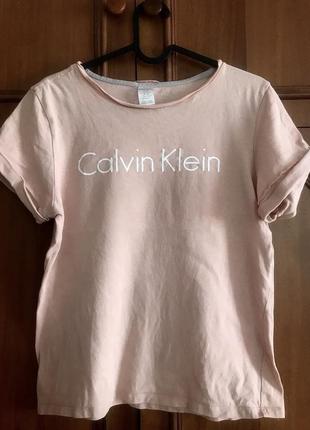 Футболка “calvin klein”