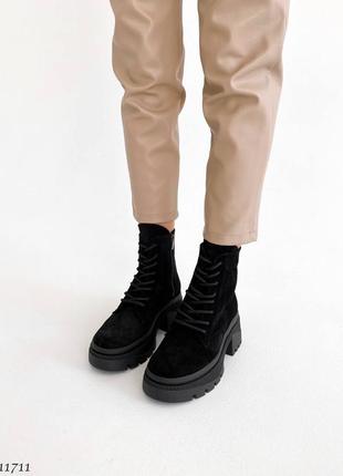 Черные натуральные замшевые демисезонные деми осенние ботинки на шнурках шнуровке толстой высокой подошве платформе замша осень9 фото