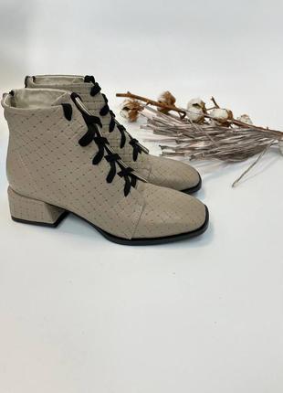 Ботинки из натуральной итальянской кожи и замши женские2 фото