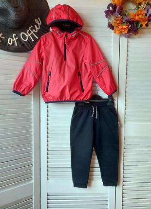 Куртка ветровка анорак красная штаны черные спортивеые джоггеры на мальчика 3-4 года