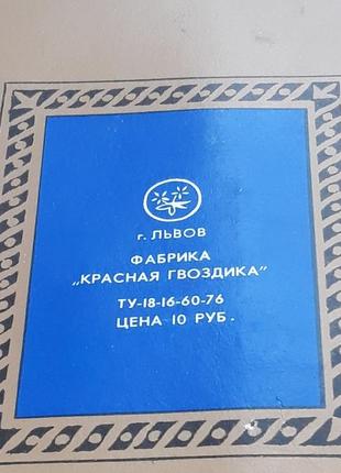 Красная гвоздика. вечерний львов. духи и одеколон.3 фото