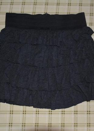 Темно-серая юбка в рюшах xs-s1 фото