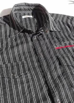 Jack & jones. дания. тонкая рубашка на кнопках, с рисунком на спине. ворот 42 см