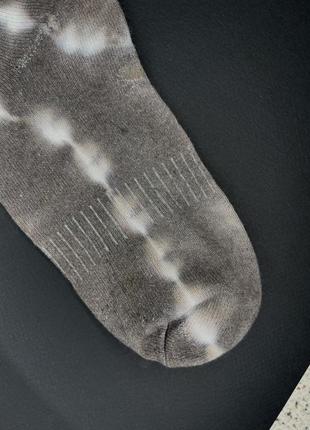 Шкарпетки в стилі тай-дай “brownline”3 фото