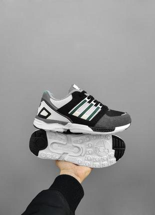 Серые зеленые белые кросовки adidas modelo equpment