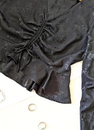 Актуальна блузка/блуза/топ/кофта під сатин на затяжці h&m, на р. м. 💔2 фото