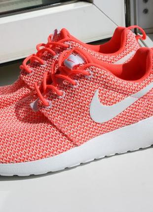 Женские кроссовки nike roshe one 37.5 размер оригинал