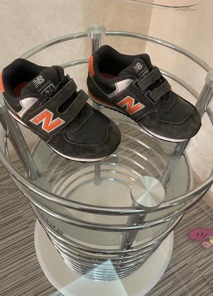 Кроссовки nb