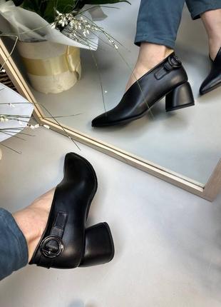 Эксклюзивные туфли из итальянской кожи и замши женские на каблуках закрытые7 фото