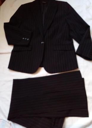 Брючный костюм