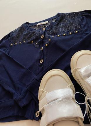 Очень красивая 😻 кофтинка