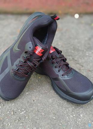 Кроссовки nike gore-tex красно-черные2 фото