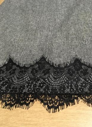 Юбка с кружевом.