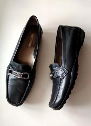 38-39р. чёрные кожаные туфли-мокасины  geox 0330