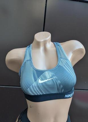 Спортивний топ nike