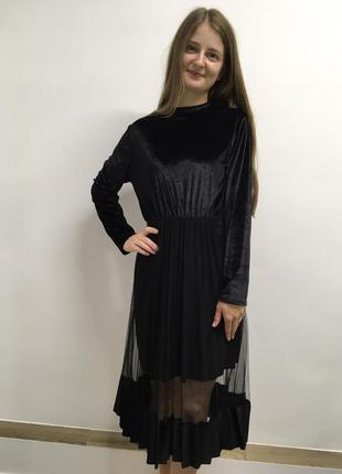 Черное велюровое платье.5 фото