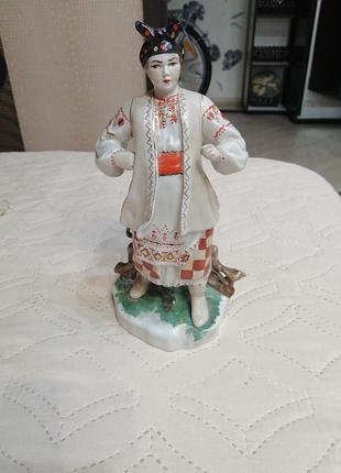 Фарфор статуэтка одарка