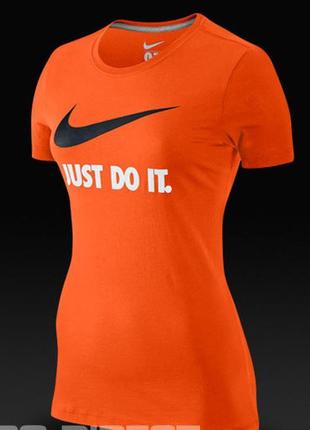 Фирменная классная яркая хлопковая спортивная футболка nike оригинал.1 фото