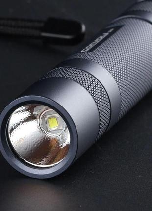 Ручной тактический фонарь convoy s2+ sst40 5000k biscotti с термоконтролем рифленный отражатель