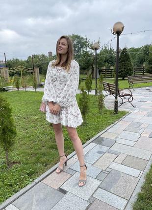 Платье из муслина