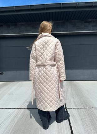 Длинное пальто из плащевой ткани стеганой на силиконе anm-5-3098 фото