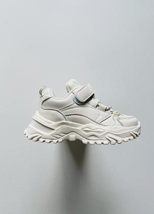 Трендовые кроссовки экокожа