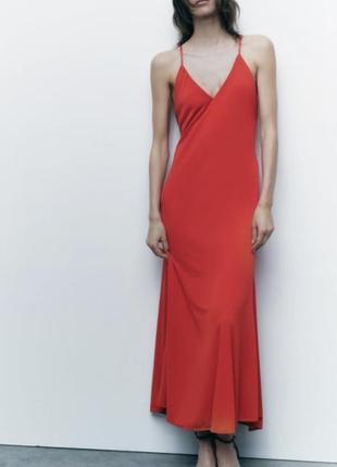 Zara длинное платье на бретелях, платье в бельевом стиле слипдресс меди