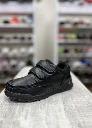 Шкіряні кросівочки на липучках george