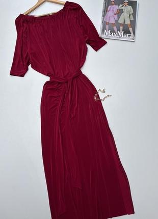 Еластичне довге плаття з високим розрізом8 фото