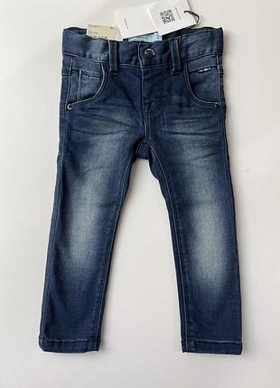 Джинсовые брюки на девочку от бренда name it на рост 92