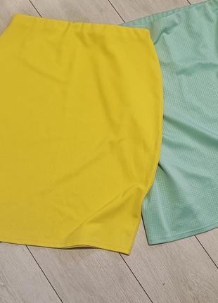 Юбка карандаш з ефектом утяжки приємного жовтого кольору 1+1, дві юбки за ціною однієї