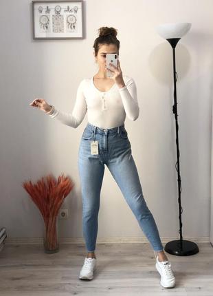 Джинси mom denim co c необробленим низом1 фото