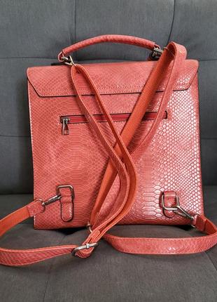 Шкіряний жіночий рюкзак-сумка3 фото