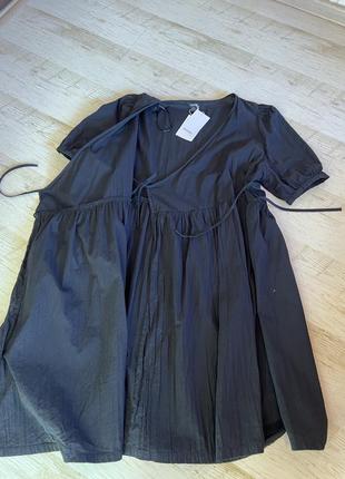 Стильное черное платье-миди на запах monki8 фото