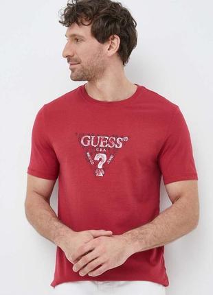 Оригинальная мужская футболка guess