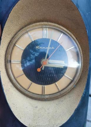 Радянський електронний годинник настільний янтар янтарь  ссср3 фото