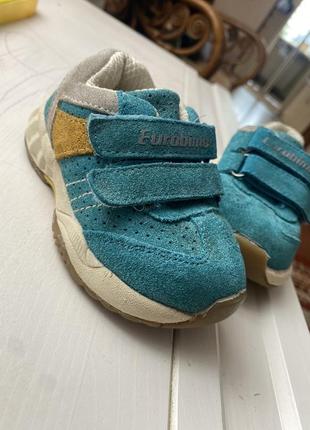 Кроссовки детские