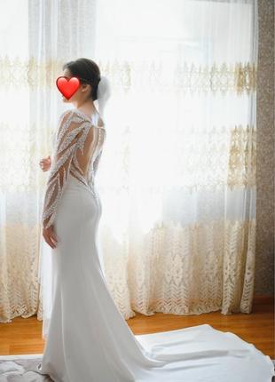 Весільна сукня
