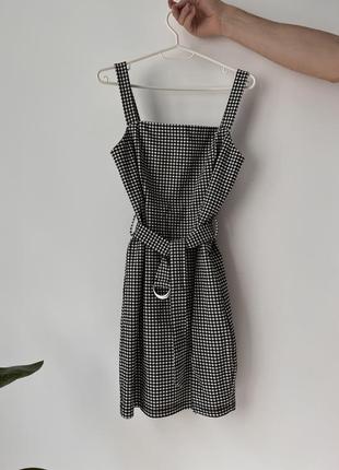 Платье в клетку