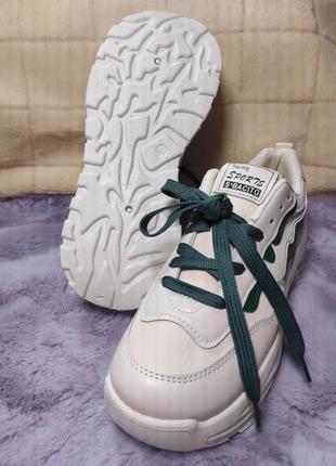 Женские бело-зеленые кроссовки на шнуровке, стелька 25 см7 фото