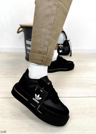 Кросівки на високій платформі в стилі adidas чорні5 фото