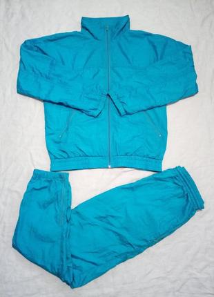 Винтажный нейлоновый спортивный костюм zed for motion. как nike, lacoste, fred perry, adidas, kappa.