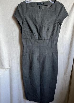 Серое шерстяное платье средней длины1 фото
