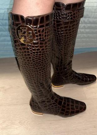 Tory burch чоботи зі шкіри крокодила р.36