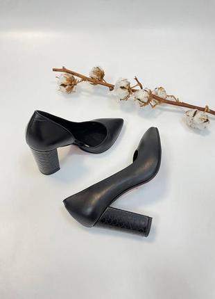 Туфли лодочки из итальянской кожи и замши женские на каблуке4 фото