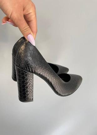 Туфли лодочки из итальянской кожи и замши женские на каблуке4 фото